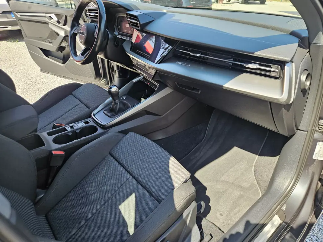 Audi A3 Sportback 2021 - 22900 EUR, 150000 km - 150000km - foto 13 de 42