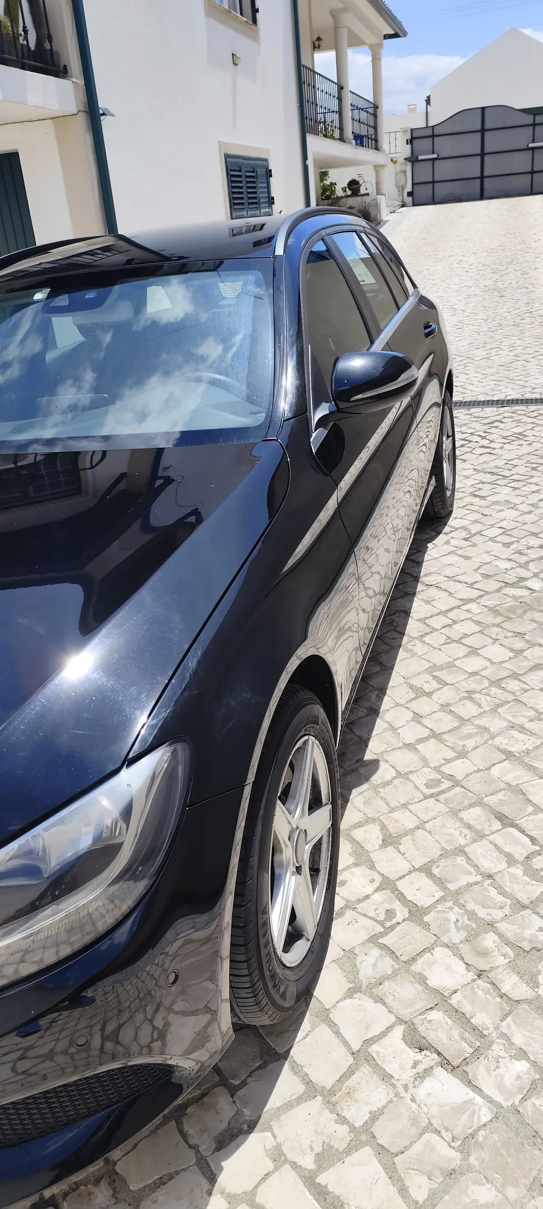 Mercedes-Benz C 200 2015 - 15500 EUR, 178500 km - AUTO.MOTO.pt - 178500km - foto 3 de 12