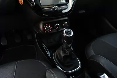 Opel Adam 2017 - 11400 EUR, 77000 km - AUTO.MOTO.pt - 77000km - foto 15 de 26