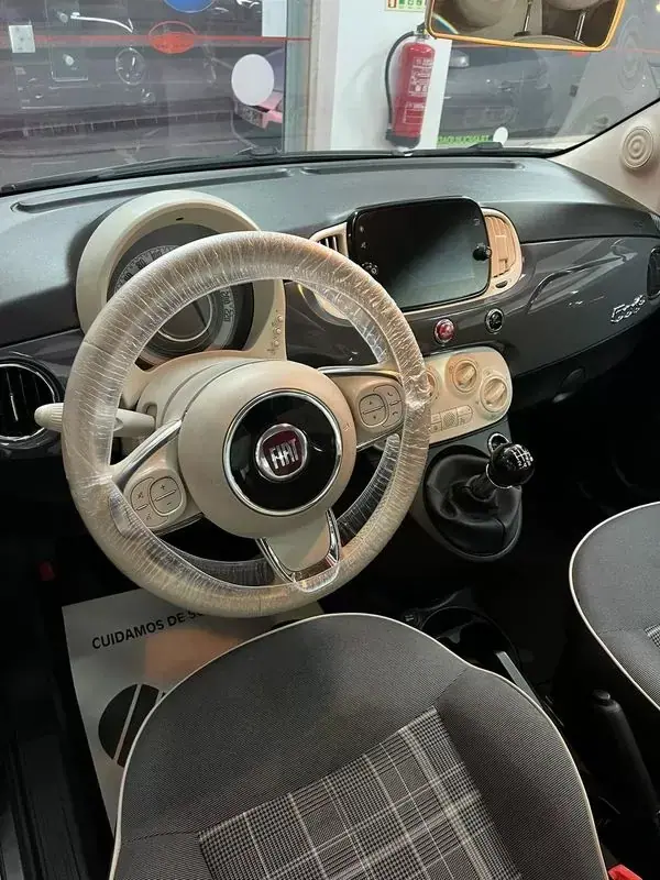 Fiat 500C 2020 - 12650 EUR, 53234 km - AUTO.MOTO.pt - 53234km - foto 13 de 48