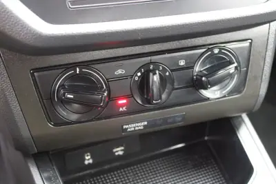 SEAT Ibiza 2019 - 11490 EUR, 171500 km - AUTO.MOTO.pt - 171500km - foto 16 de 16