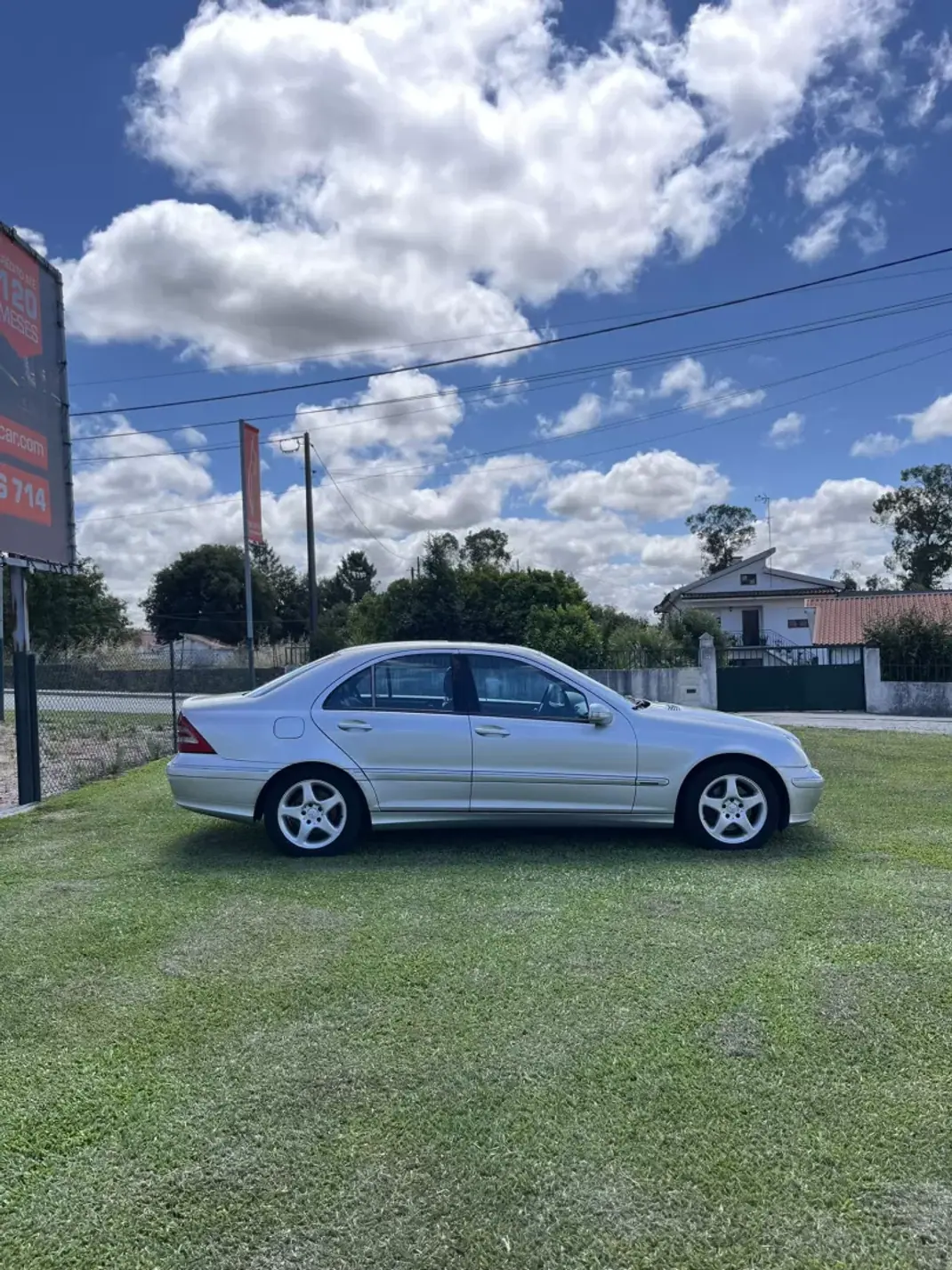 Mercedes-Benz C 270 2001 - 6500 EUR, 182000 km - AUTO.MOTO.pt - 182000km - foto 6 de 14