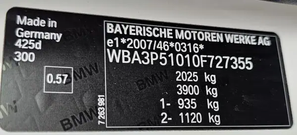 BMW 425 2015 - 26500 EUR, 170000 km - AUTO.MOTO.pt - 170000km - foto 11 de 34