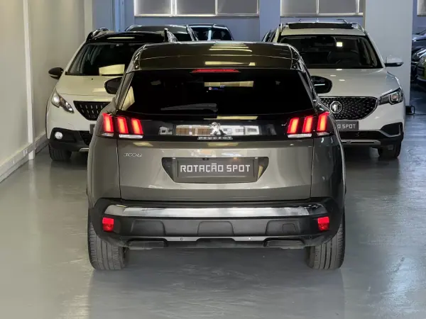 Peugeot 3008 2019 - 12990 EUR, 115000 km - AUTO.MOTO.pt - 115000km - foto 4 de 43