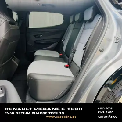 Renault Mégane E-Tech 2026 - 38900 EUR, 3680 km - AUTO.MOTO.pt - 3680km - foto 8 de 10