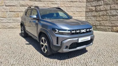 Dacia Duster 2025 - 22390 EUR, 17500 km - AUTO.MOTO.pt - 17500km - foto 6 de 18