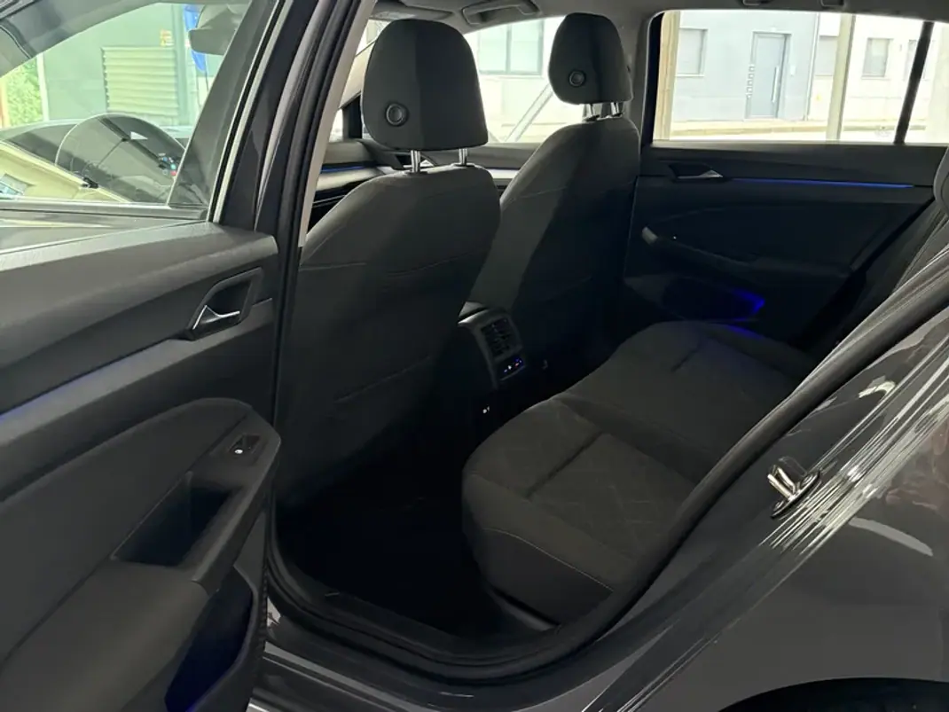 Volkswagen Caddy 2021 - 23750 EUR, 103723 km - 103723km - foto 14 de 17