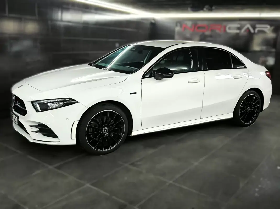 Mercedes-Benz A 250 Limousine 2020 - 25950 EUR, 141000 km - AUTO.MOTO.pt - 141000km - foto 34 de 55