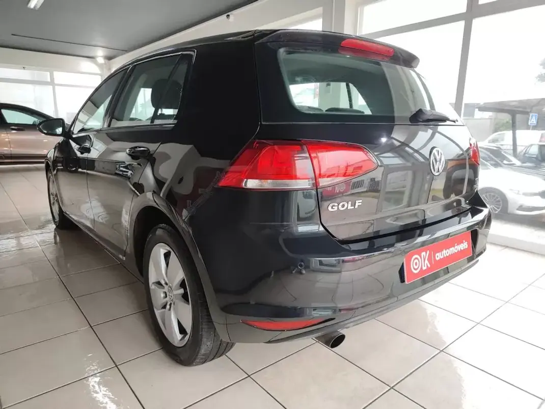 Volkswagen Golf 2013 - 10750 EUR, 198000 km - AUTO.MOTO.pt - 198000km - foto 7 de 34