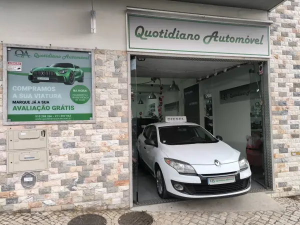 Renault Mégane 1.5 DCI III Hatchback 2013 - 3999 EUR, 317737 km - AUTO.MOTO.pt - 317737km - foto 50 de 50