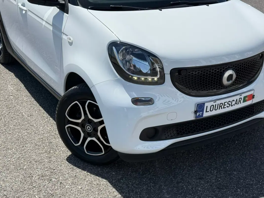 Smart ForFour 2016 - 11995 EUR, 84000 km - AUTO.MOTO.pt - 84000km - foto 42 de 42