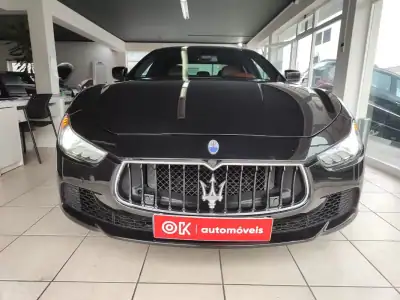 Maserati Ghibli 2015 - 34500 EUR, 129900 km - AUTO.MOTO.pt - 129900km - foto 3 de 36
