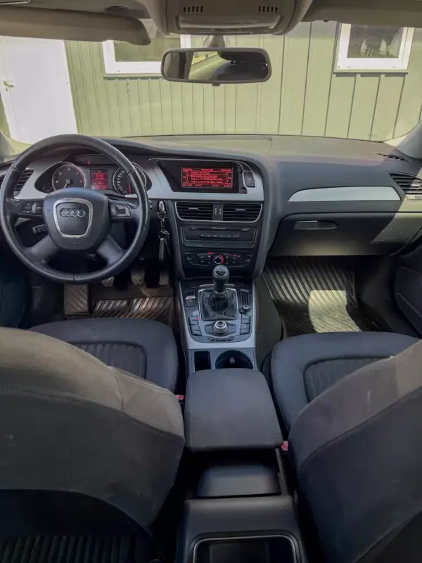 Audi A4 Avant 2008 - 9900 EUR, 201000 km - AUTO.MOTO.pt - 201000km - foto 7 de 12