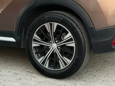 Mitsubishi Eclipse Cross 2019 - 21750 EUR, 89000 km - AUTO.MOTO.pt - 89000km - foto 6 de 24