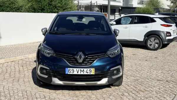 Renault Captur 2018 - 12990 EUR, 149914 km - AUTO.MOTO.pt - 149914km - foto 7 de 44