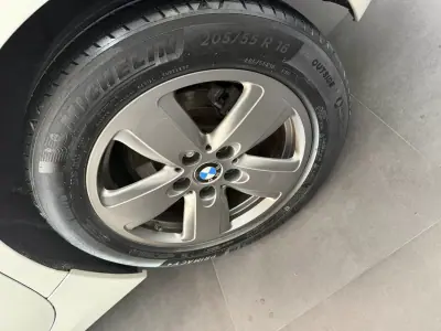 BMW 116 2020 - 16750 EUR, 170000 km - 170000km - foto 6 de 11