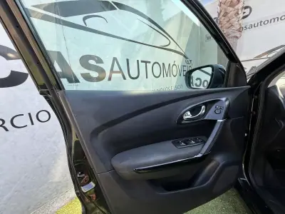 Renault Kadjar 2017 - 14900 EUR, 124200 km - AUTO.MOTO.pt - 124200km - foto 20 de 52