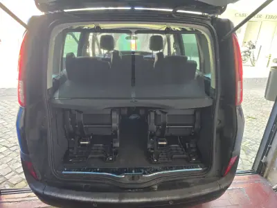 Renault Espace 2013 - 7999 EUR, 238595 km - AUTO.MOTO.pt - 238595km - foto 13 de 28