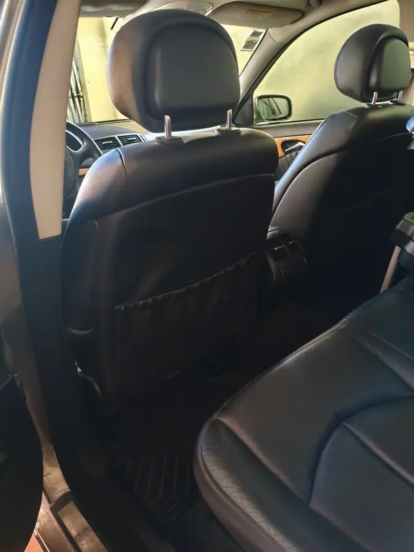 Mercedes-Benz E 220 2006 - 12000 EUR, 194000 km - AUTO.MOTO.pt - 194000km - foto 11 de 13