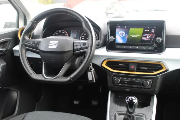 SEAT Arona 2021 - 16990 EUR, 63000 km - AUTO.MOTO.pt - 63000km - foto 15 de 22