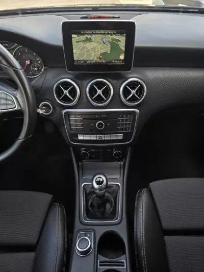 Mercedes-Benz A 180 2016 - 15990 EUR, 163000 km - AUTO.MOTO.pt - 163000km - foto 28 de 31