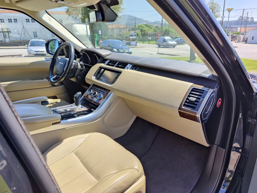 Land Rover Range Rover Sport 2013 - 37800 EUR, 179000 km - AUTO.MOTO.pt - 179000km - foto 11 de 15