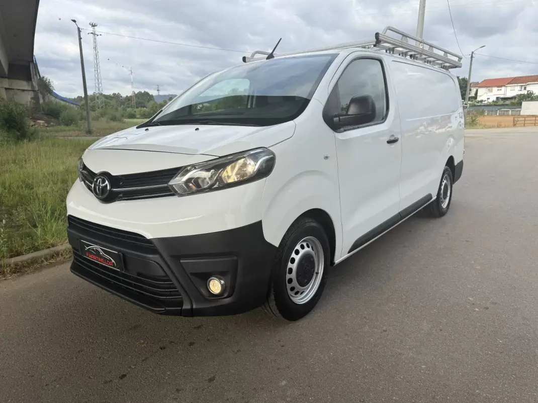 Toyota 2019 - 16190 EUR, 109000 km - AUTO.MOTO.pt - 109000km - foto 4 de 31