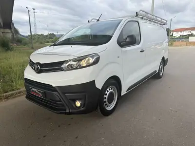 Toyota 2019 - 16190 EUR, 109000 km - AUTO.MOTO.pt - 109000km - foto 4 de 31