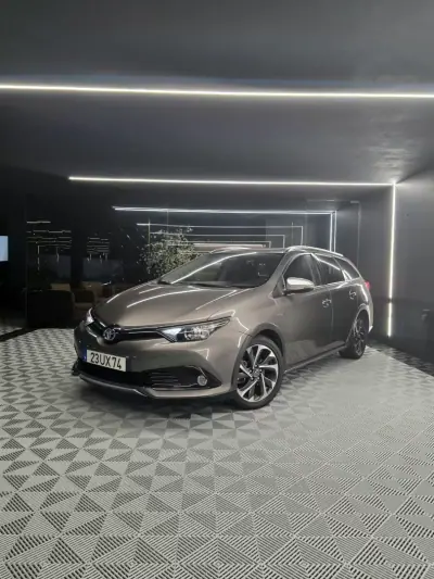 Toyota Auris Touring Sports 2018 - 79000km