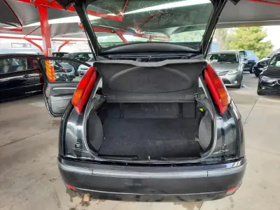 Ford Focus 2002 - 2950 EUR, 222606 km - AUTO.MOTO.pt - 222606km - foto 10 de 10