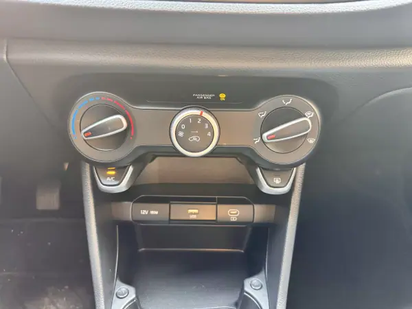 Kia Picanto 2025 - 15490 EUR, 17645 km - AUTO.MOTO.pt - 17645km - foto 19 de 24