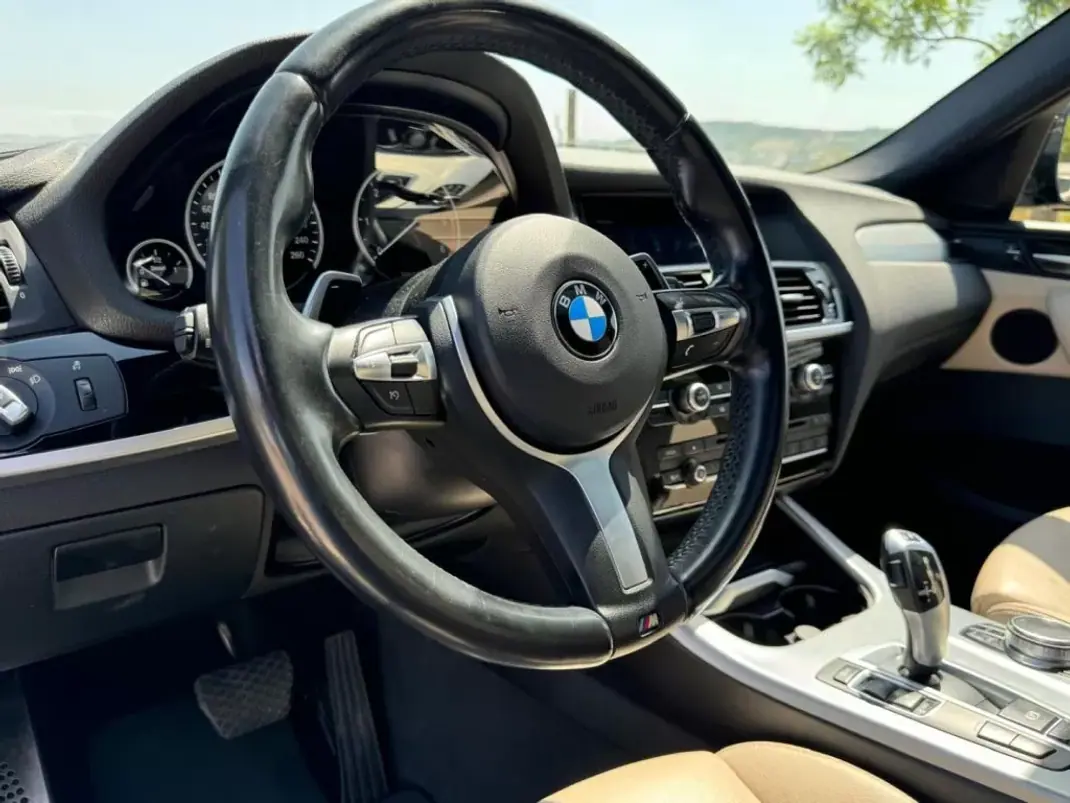 BMW X4 2017 - 33480 EUR, 187000 km - AUTO.MOTO.pt - 187000km - foto 28 de 42