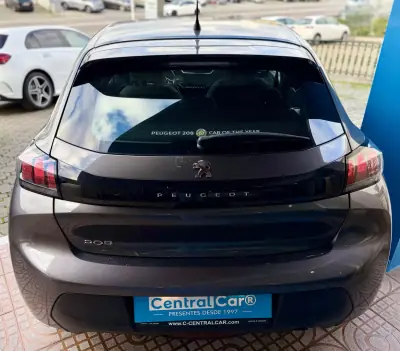 Peugeot 208 2020 - 13950 EUR, 98000 km - AUTO.MOTO.pt - 98000km - foto 10 de 26