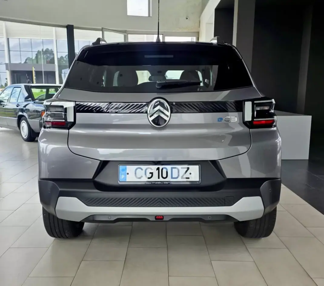 Citroën e-C3 2025 - 20499 EUR, 7487 km - AUTO.MOTO.pt - 7487km - foto 5 de 32