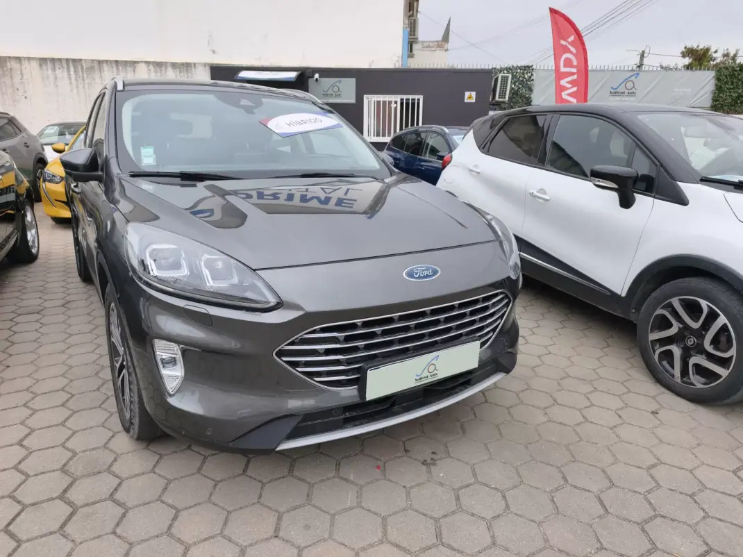 Ford Kuga 2020 - 19900 EUR, 107816 km - 107816km - foto 5 de 16
