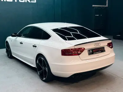 Audi A5 Sportback 2010 - 17900 EUR, 200000 km - AUTO.MOTO.pt - 200000km - foto 10 de 19