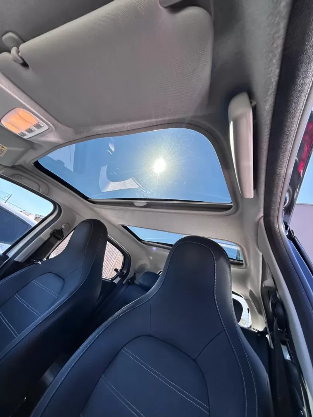 Smart ForFour 2016 - 10990 EUR, 51569 km - AUTO.MOTO.pt - 51569km - foto 13 de 14