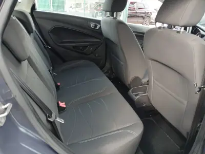 Ford Fiesta 2013 - 8150 EUR, 106782 km - AUTO.MOTO.pt - 106782km - foto 19 de 26