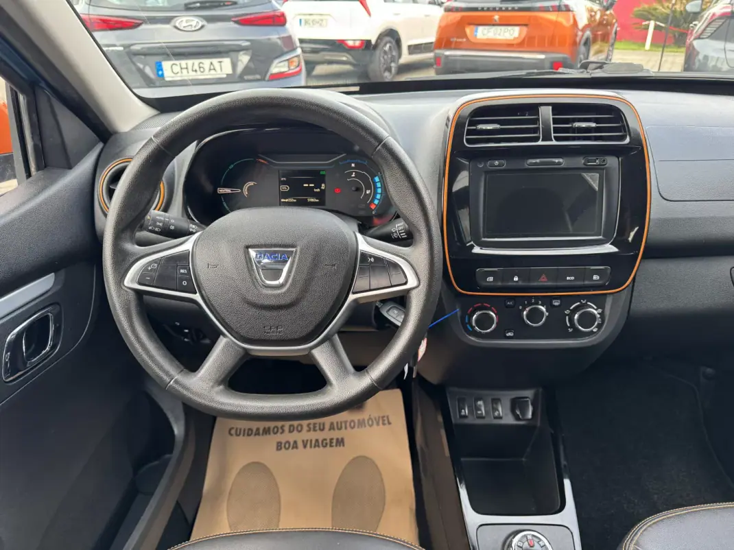 Dacia Spring 2022 - 12500 EUR, 51000 km - AUTO.MOTO.pt - 51000km - foto 8 de 30