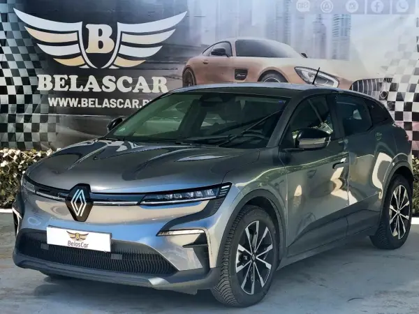 Renault Mégane E-Tech 2023 - 26900 EUR, 40000 km - AUTO.MOTO.pt - 40000km - foto 2 de 14