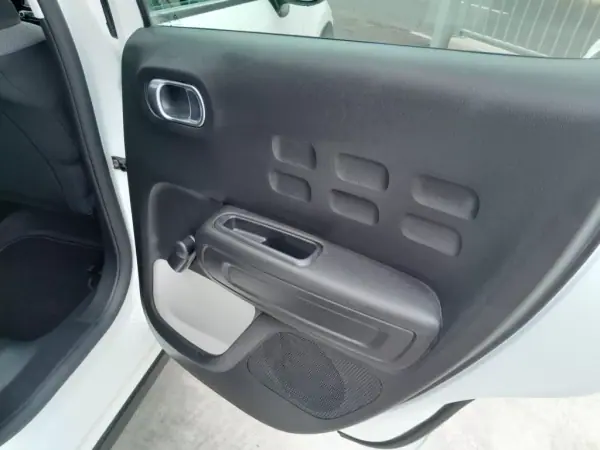 Citroën C3 2021 - 19500 EUR, 99917 km - AUTO.MOTO.pt - 99917km - foto 8 de 13