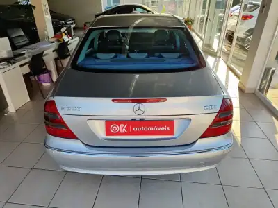 Mercedes-Benz E 220 2003 - 5500 EUR, 500000 km - AUTO.MOTO.pt - 500000km - foto 10 de 37