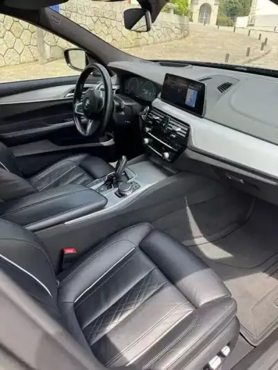 BMW 620 Gran Turismo 2019 - 37900 EUR, 101200 km - AUTO.MOTO.pt - 101200km - foto 11 de 14