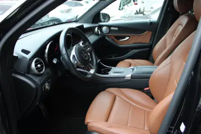 Mercedes-Benz GLC 300 2020 - 36900 EUR, 148682 km - AUTO.MOTO.pt - 148682km - foto 5 de 30