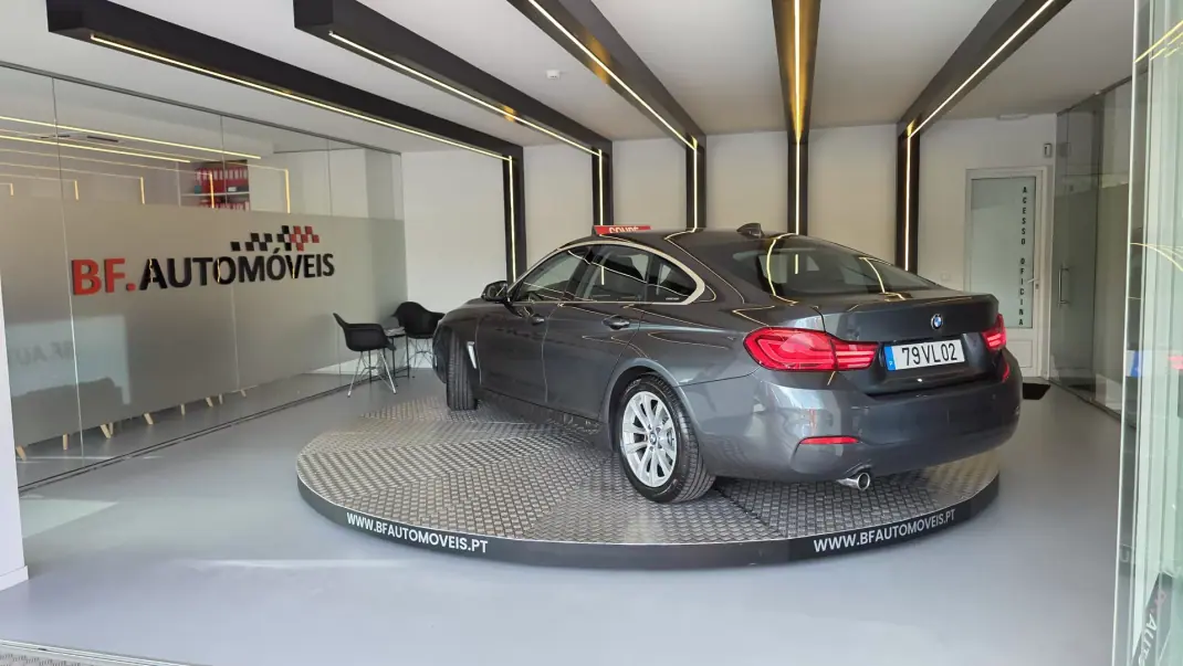 BMW 418 Gran Coupé 2018 - 20900 EUR, 157385 km - AUTO.MOTO.pt - 157385km - foto 3 de 53