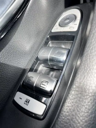 Mercedes-Benz CLE 200 2019 - 44900 EUR, 87420 km - AUTO.MOTO.pt - 87420km - foto 9 de 18