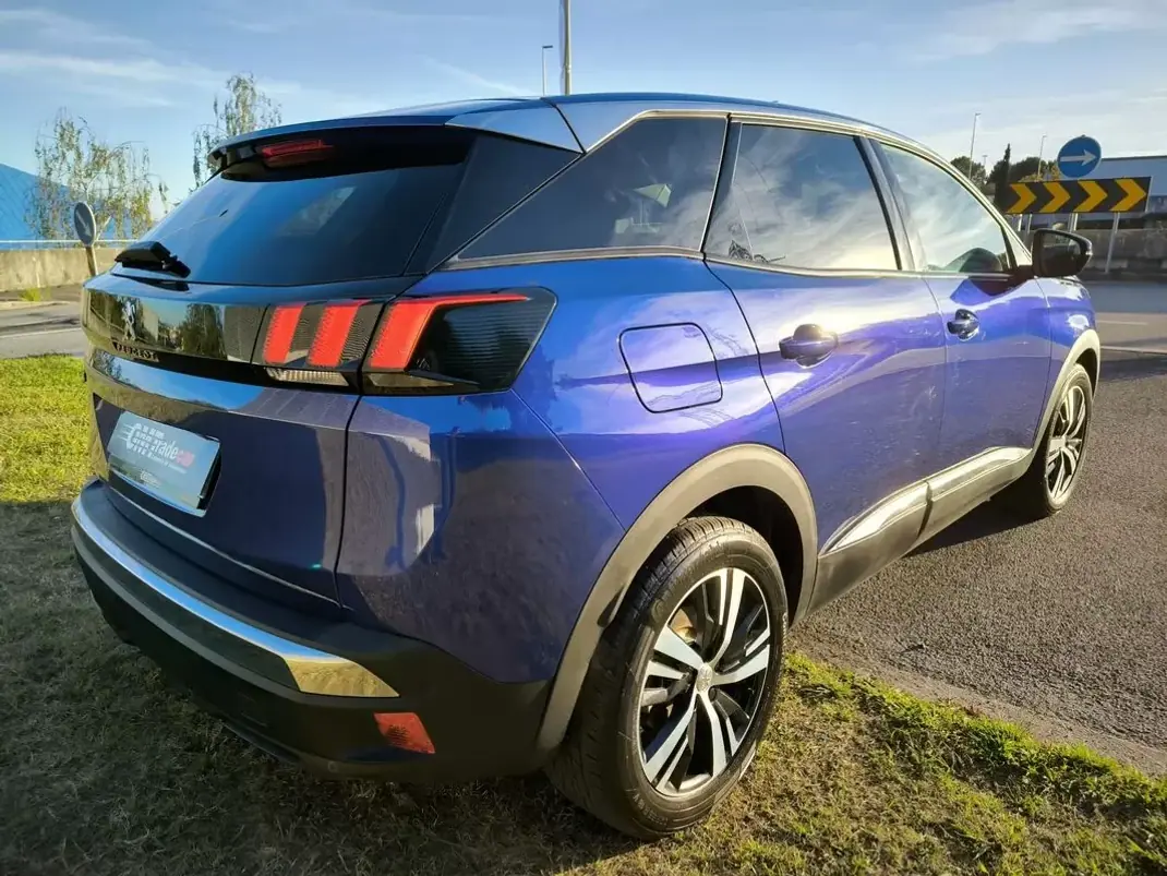Peugeot 3008 2018 - 13999 EUR, 65262 km - AUTO.MOTO.pt - 65262km - foto 3 de 24