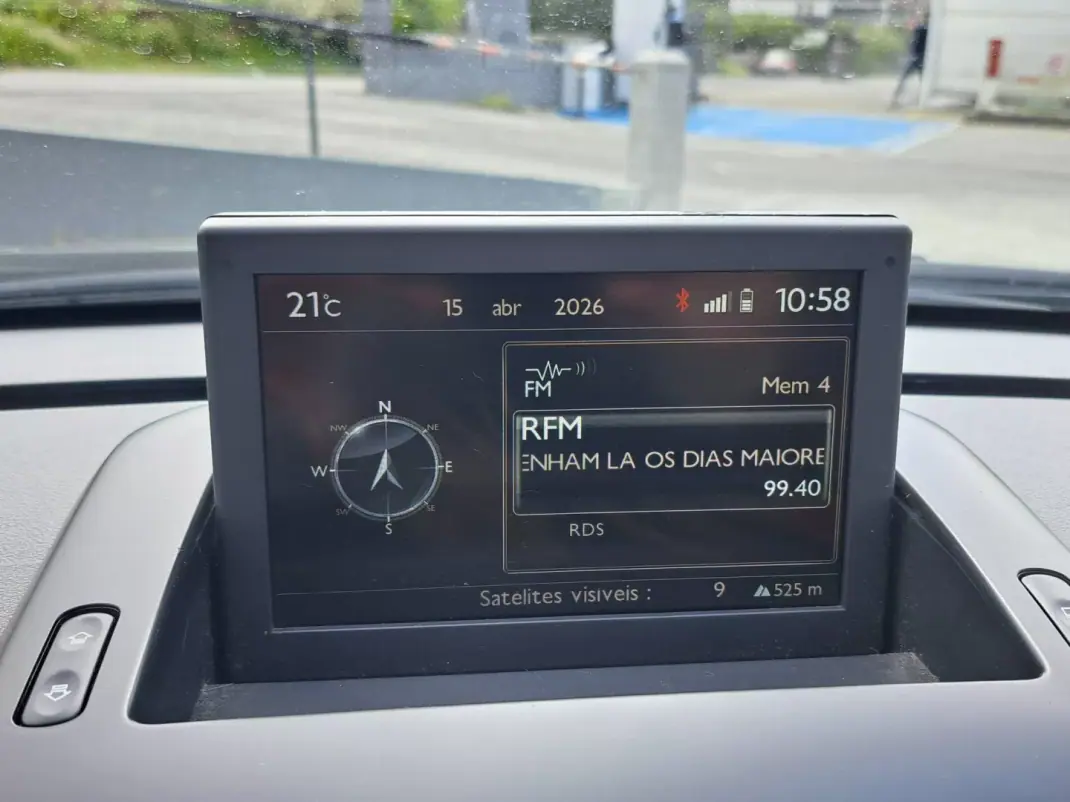 Peugeot 5008 2016 - 13450 EUR, 164950 km - AUTO.MOTO.pt - 164950km - foto 36 de 47