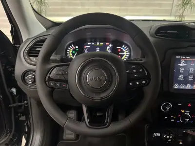 Jeep Renegade 2022 - 23950 EUR, 10796 km - AUTO.MOTO.pt - 10796km - foto 31 de 37