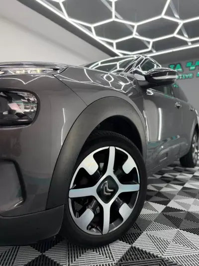 Citroën C4 Cactus 2019 - 10999 EUR, 114000 km - AUTO.MOTO.pt - 114000km - foto 4 de 21